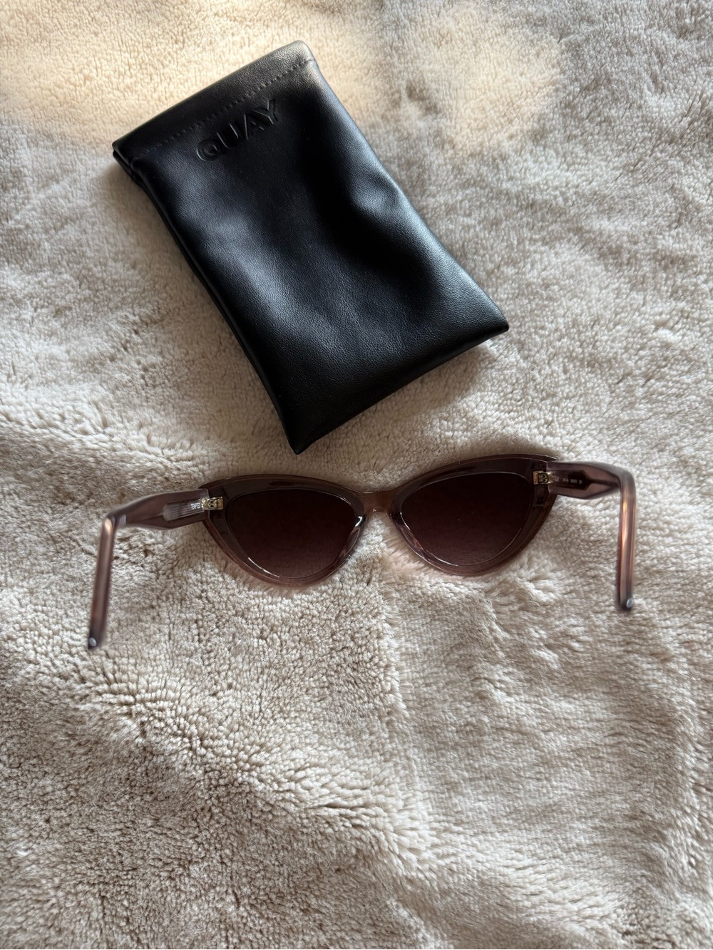 Quay Australia Cat Eye Sunglasses - Tempted Brown rose tone Translucent Frame - Picture 4 of 7